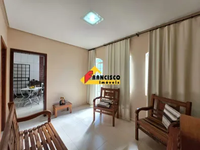 Casa com 3 Quartos à venda, 117m² no Chanadour, Divinópolis