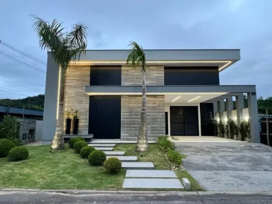 Casa de Condomínio com 3 Quartos à venda, 174m² no Pedra Branca, Palhoça