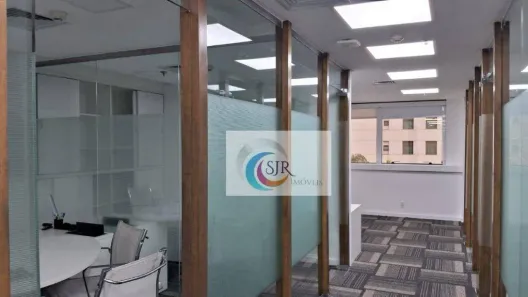 Sala Comercial para alugar, 196m² no Itaim Bibi, São Paulo