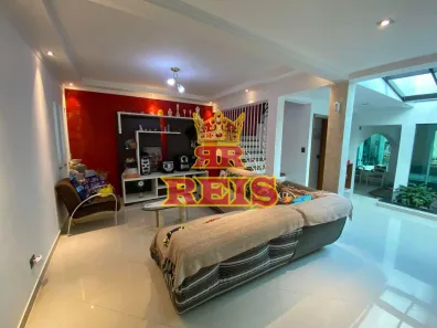 Sobrado com 4 Quartos à venda, 342m² no Dos Casa, São Bernardo do Campo