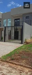 Sobrado com 3 Quartos à venda, 144m² no Canadá, Cascavel