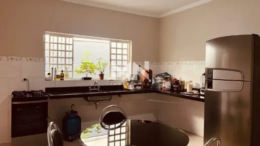 Casa com 3 Quartos para alugar, 106m² no Jardim Celani, Salto