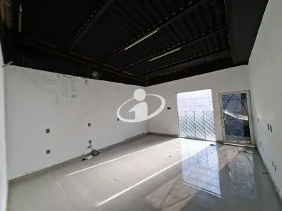 Casa com 3 Quartos para alugar, 10m² no Tabajaras, Uberlândia