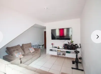 Casa com 2 Quartos para alugar, 81m² no Fonte Grande, Contagem