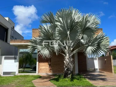 Casa com 2 Quartos para alugar, 10m² no Centro, Camaçari