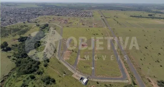 Lote/Terreno à venda, 285m² no Laranjeiras, Uberlândia