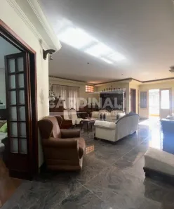 Casa com 3 Quartos à venda, 274m² no Parque Fehr, São Carlos