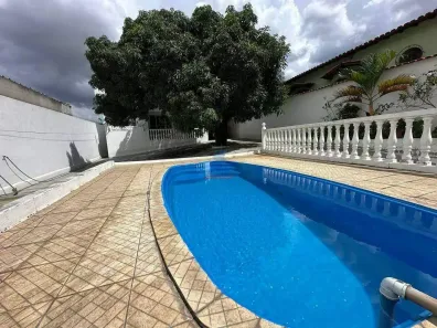 Casa com 3 Quartos à venda, 120m² no Santa Helena, Contagem