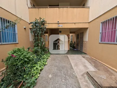 Apartamento com 2 Quartos para alugar, 45m² no Mansour, Uberlândia