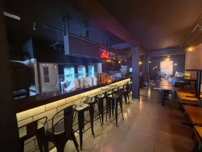Imóvel Comercial com 3 Quartos para alugar, 345m² no Vila Mariana, São Paulo