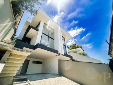 Casa com 3 Quartos à venda, 188m² no Saguaçu, Joinville