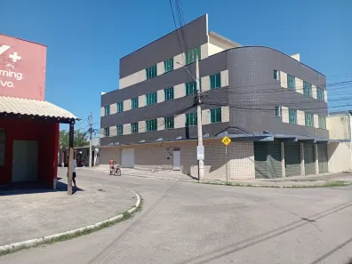 Apartamento com 3 Quartos para alugar, 53m² no São Cristóvão, Queimados