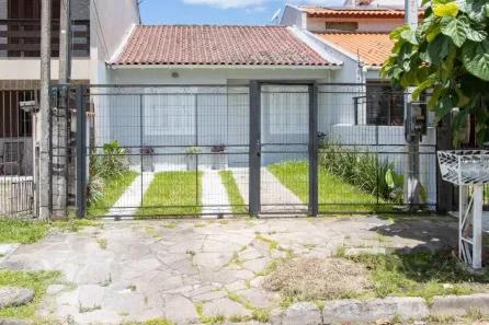 Casa com 2 Quartos à venda, 57m² no Hípica, Porto Alegre