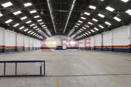 Galpão/Depósito/Armazém à venda, 2700m² no Fundação, São Caetano do Sul