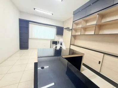 Ponto Comercial para alugar, 380m² no Santa Mônica, Uberlândia