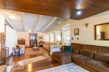 Casa com 5 Quartos à venda, 465m² no Parque São Quirino, Campinas