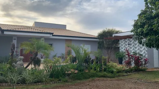 Fazenda/Sítio com 3 Quartos à venda, 200m² no Recanto dos Dourados, Campinas