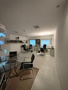 Sala Comercial à venda, 37m² no Jatiúca, Maceió