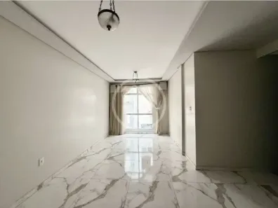 Apartamento com 2 Quartos à venda, 79m² no Centro, Florianópolis