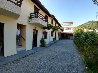 Imóvel Comercial com 12 Quartos à venda, 455m² no Canasvieiras, Florianópolis