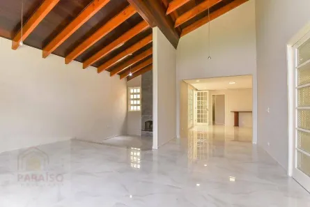 Casa com 5 Quartos para alugar, 372m² no Campina do Siqueira, Curitiba