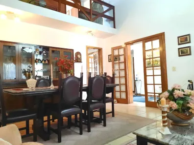 Casa com 3 Quartos à venda, 245m² no Nonoai, Porto Alegre