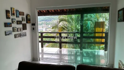 Casa com 3 Quartos à venda, 150m² no Piratininga, Niterói