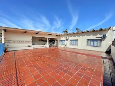 Casa com 4 Quartos à venda, 676m² no Centro, Blumenau