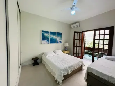 Casa de Condomínio com 5 Quartos à venda, 300m² no Enseada, Guarujá