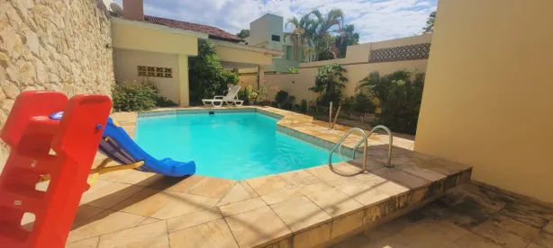 Casa com 4 Quartos à venda, 250m² no Vila Valqueire, Rio de Janeiro