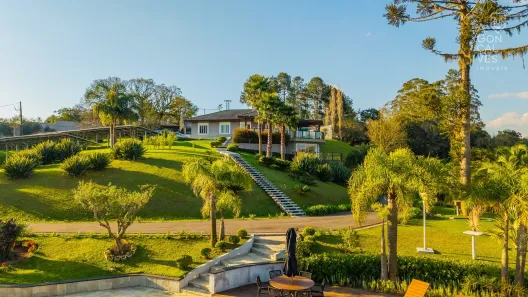Fazenda/Sítio com 4 Quartos à venda, 288m² no Campo Largo da Roseira, São José dos Pinhais
