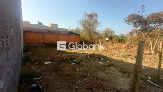 Lote/Terreno à venda, 238m² no Planalto, Montes Claros