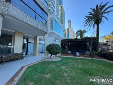 Apartamento com 3 Quartos para alugar, 139m² no Centro, Balneário Camboriú