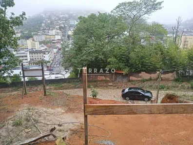 Lote/Terreno à venda, 720m² no Jardim Europa, Teresópolis