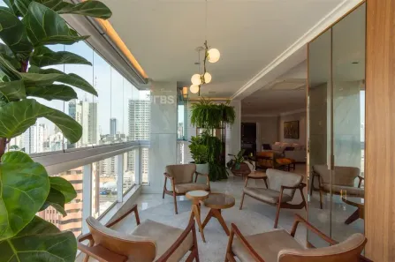 Apartamento com 3 Quartos à venda, 256m² no Setor Bueno, Goiânia