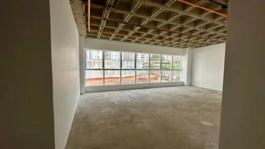 Sala Comercial para alugar, 68m² no Gleba Fazenda Palhano, Londrina