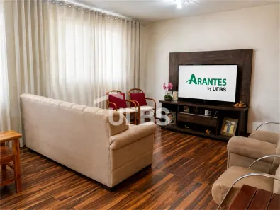Casa com 3 Quartos à venda, 165m² no Carajás, Uberlândia