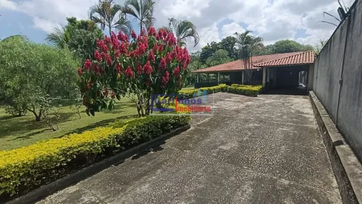 Fazenda/Sítio com 3 Quartos à venda, 3000m² no Bandeirinhas, Betim