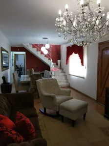 Sobrado com 3 Quartos à venda, 200m² no Parque Jaçatuba, Santo André