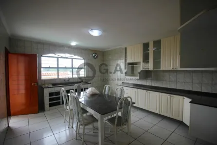 Casa com 3 Quartos para alugar, 300m² no Jardim São Conrado, Sorocaba