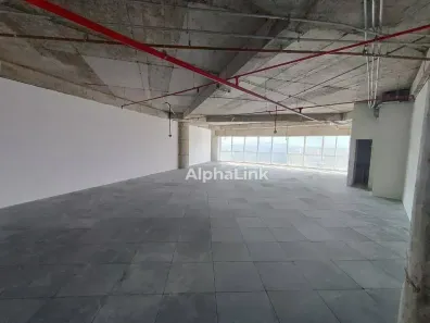 Sala Comercial para alugar, 228m² no Green Valley Alphaville, Barueri