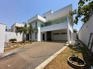 Sobrado com 4 Quartos à venda, 300m² no Plano Diretor Sul, Palmas