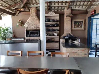 Casa com 4 Quartos à venda, 360m² no Cabral, Contagem