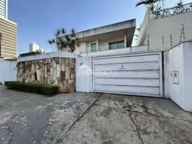 Casa com 3 Quartos para alugar, 420m² no Setor Marista, Goiânia