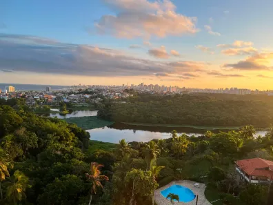 Apartamento com 3 Quartos para alugar, 114m² no Pituaçu, Salvador