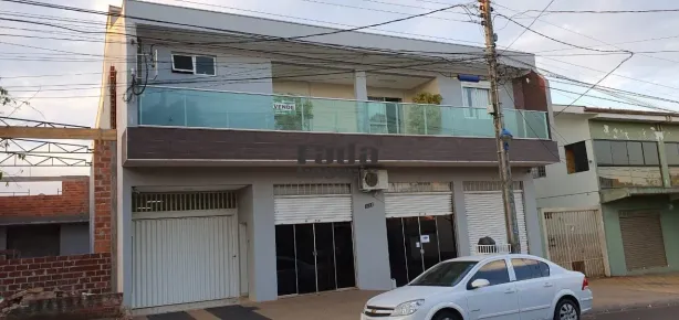 Sobrado com 2 Quartos à venda, 560m² no Jardim Santa Helena, Maringá