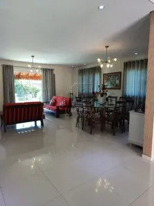 Fazenda/Sítio com 2 Quartos à venda, 211m² no Jardim Leonor, Itatiba
