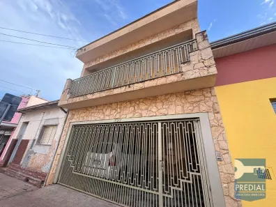 Casa com 3 Quartos para alugar, 177m² no Centreville, São Carlos