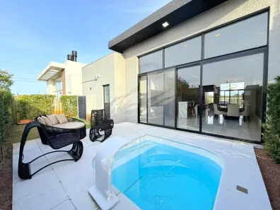Casa de Condomínio com 4 Quartos à venda, 184m² no , Capão da Canoa