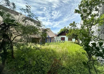 Lote/Terreno à venda, 335m² no Petrópolis, Caxias do Sul